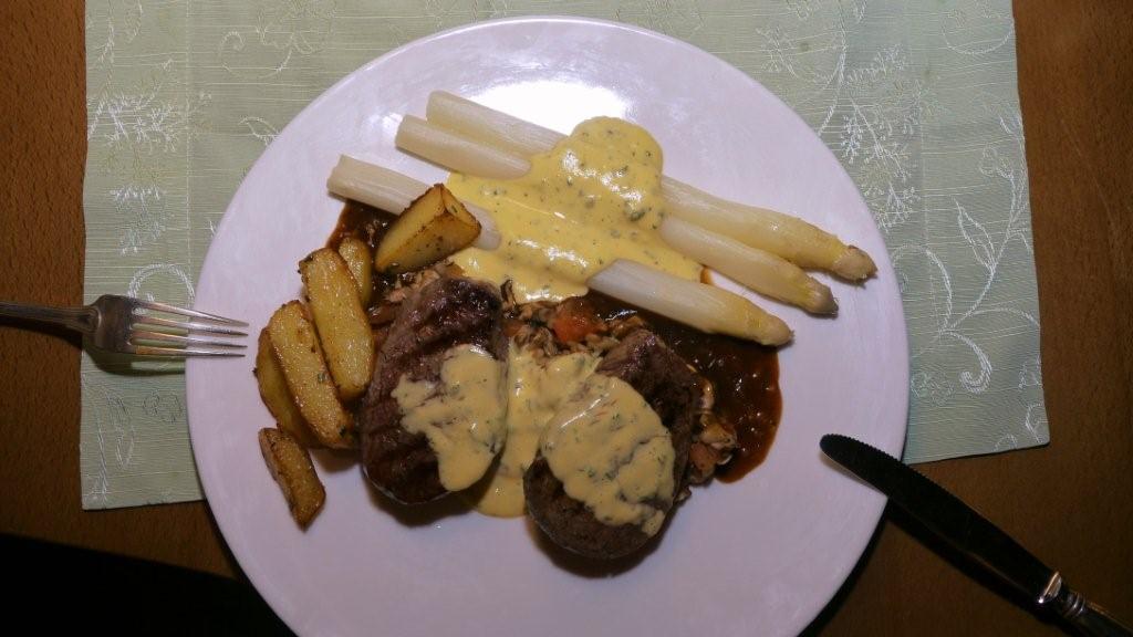 Hotel Restaurant Landhaus Koehle Нойкирх Экстерьер фото